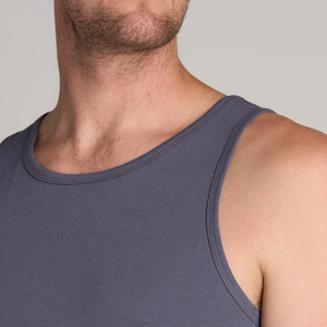 2023 nueva llegada logotipo personalizado Fitness gimnasio camiseta sin mangas para hombres gimnasio chaleco hombres Alta Calidad Algodón OEM bajo precio chalecos - Product Image 3