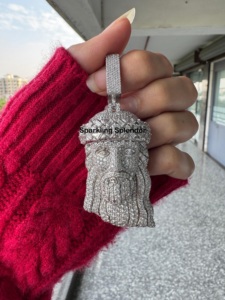 Colgante personalizado de Jesucristo de Plata de Ley 925 VVS1 Moissanite Diamond Iced Cuban Chain Hip Hop Style Pendant Fashion - Product Image 3