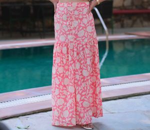 Ginger กระโปรงทรงเอพิมพ์ลายดอกทิวลิปสำหรับผู้หญิง, กระโปรงเอวยางยืดลำลองผ้าซาตินปักตกแต่งสำหรับคุณแม่ฤดูร้อน - Product Image 2