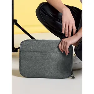 Organisateur de technologie essentiel personnalisé pour la gestion des câbles et des accessoires de gadgets - Product Image 6