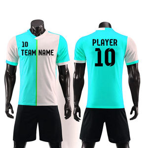 Vente en gros de vêtements de football sur mesure Maillots et shorts de football Production pakistanaise - Product Image 6