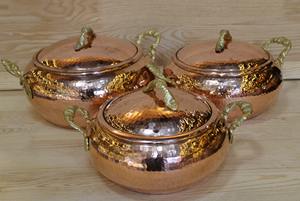<b>Set</b> of 3 Hammered Copper Finished Casserole With Lid And Brass Handles Perfect For Traditional Hot Food <b>Serving</b> From India - Product Image 6