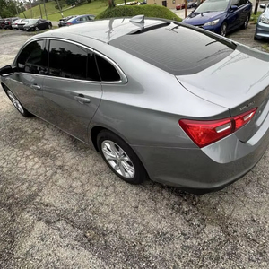 Chevrolet Malibu LT 2023 Certificado Limpio - Product Image 1