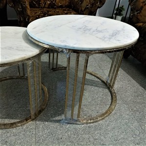 Ensemble de 2 tables basses gigognes rondes dorées et noires avec tiroir de rangement rotatif Marbre et acier inoxydable Design moderne - Product Image 5