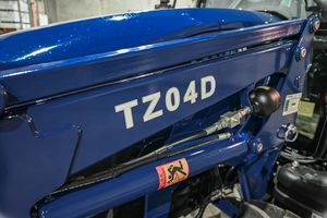 Tracteur Lovol TB504 d'occasion fiable, 50 CV, 4 roues motrices, machine agricole avec moteur diesel à faible consommation de carburant, système hydraulique robuste - Product Image 3