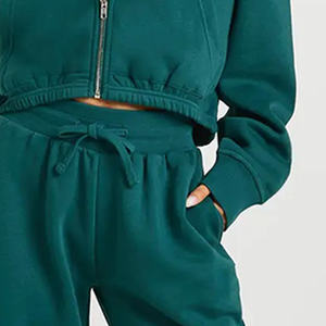 Nuevo Conjunto Deportivo Corto Verde con Logotipo Personalizado, Conjuntos Deportivos Completos para Mujer, Transpirables, para Exteriores, Estilo Urbano, Traje Deportivo para Mujer - Product Image 6