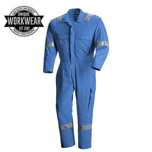 ชุดยูนิฟอร์มออกกำลังกายแบบเฉพาะ ODM ชุดคลุมทำงานและเอี๊ยมสำหรับผู้ชายแบบมองเห็นได้ชัดเจนพร้อมคุณสมบัติสะท้อนแสง ระบายอากาศได้ดี และเรืองแสง - Product Image 1