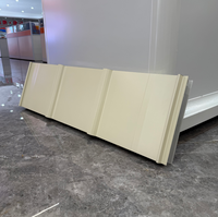 Panneau de toiture sandwich isolé thermiquement de type 960 en laine de roche et mousse PU pour toiture de stade et de théâtre