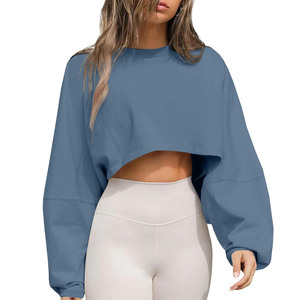 Sudaderas con capucha recortadas de mujer personalizadas Conjunto de sudaderas con capucha para niñas hecho en Pakistán - Product Image 1