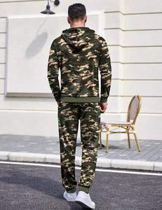 Chándal personalizado de estilo universitario para hombre con puños acanalados y dobladillo perfecto para ropa informal, entrenamiento de gimnasio y actividades deportivas - Product Image 3