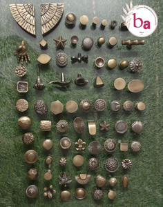 Crochets pour manteaux et chapeaux en fonte artisanale en laiton antique [CIH 215] Quincaillerie de qualité supérieure pour votre maison ou votre bureau - Product Image 3