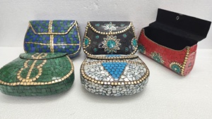 Bolsos de Mano de Latón Hechos a Medida, Plateados, con Borlas y Relieve, Diseño Clásico Informal para Reventa en Tiendas de Accesorios de Moda - Product Image 5