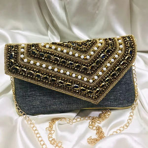 Bolsos de noche étnicos con estilo de diseñador para mujer, correa de cadena con tachuelas de diamantes de imitación, bolso de moda, tendencia de Venta caliente - Product Image 1