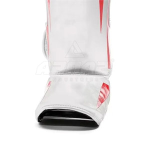 Protector de Espinilla de Boxeo Transpirable y de Ajuste Equilibrado con Tacto Suave y Cierre Seguro - Product Image 5