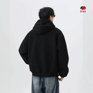 Sweat à capuche pour homme Ryan Pro Gear avec logo personnalisé sur le devant, 100% coton, écologique, décontracté, vêtement d'hiver moderne - Product Image 4