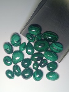 Malachite Cabochon prix de gros Lot malachite verte pierres précieuses en vrac Malachite bague taille pierre précieuse prix par pièces prix d'usine - Product Image 3