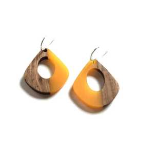 Nueva joyería de diseño de moda hecha a mano, última llegada, venta al por mayor, conjunto de pendientes de moda de Color personalizado, auricular acrílico para mujer - Product Image 1