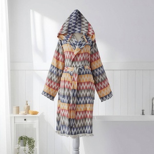 Peignoir turc zigzag multicolore pastel, à capuche, 100% coton - Product Image 4