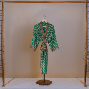 Classique femmes soie Satin Paisley imprimer respirant doux Kimono Robe à manches larges peignoir cravate taille pour Spa mariage vêtements de détente - Product Image 4