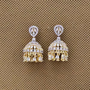 Bijoux de mode pour femmes Boucles d'oreilles Jhumki en zirconium cubique avec placage rhodium 2 tons - Product Image 1