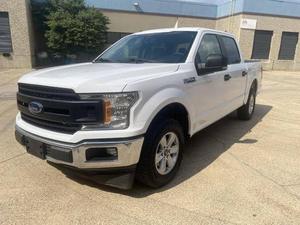 รถฟอร์ด F-150 XL ปี 2019 มือสอง รุ่น Look 4x4 เครื่องยนต์ 3.5L Eco STX Crew Cab 499 แรงม้า V8 4 วาล์ว 16 สูบ 5 ที่นั่ง เกียร์อัตโนมัติ - Product Image 4