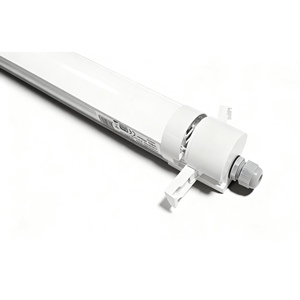Luminaires LED Tri-Proof - IP65 per ambienti industriali ed esterni - Product Image 2