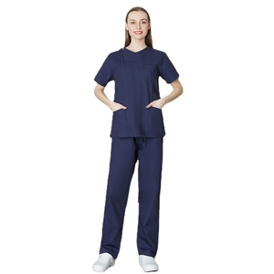 Costume de gommage unisexe de qualité hospitalière avec haut et pantalon en coton pour infirmière portant un uniforme confortable et respirant - Product Image 1