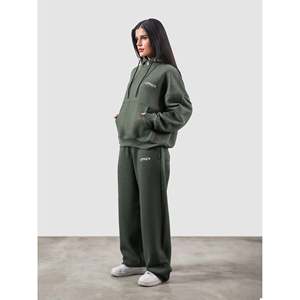 ชุดเสื้อฮู้ดดี้และเสื้อสเวตเชิ้ตสีเขียวเฮเธอร์สำหรับผู้ชาย พรีเมียม ยูทิลิตี้ ท็อป - Product Image 6