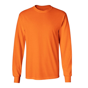 Sweat-shirt streetwear pour homme en coton 100% - Design élégant et durable, respectueux de l'environnement, prêt pour l'hiver - Product Image 4