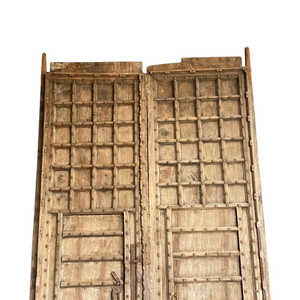 Puerta de Madera Maciza Hecha a Mano Vintage, Paneles Tallados, Marco Original, Diseño Tradicional Antiguo, Marca de Arte Indio de Rajastán - Product Image 2