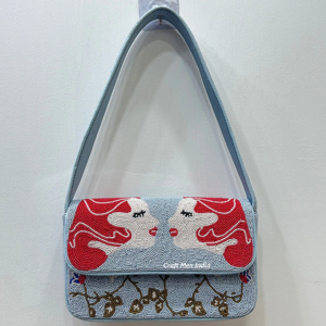 Nouveau lancement femmes mode perlé sac à main sac à main grande capacité sacs à main durables avec fermeture de couverture prix d'exportation compétitif - Product Image 1