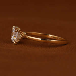 14KT Or Jaune 2.0 CT Lab Grown Diamant Bague de Fiançailles Nouveau Style Classique Double Prong Lunette Réglage IGI Certificat Bijoux - Product Image 2