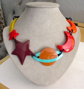 Collar al por mayor de estrella y luna, colgante de resina, el mejor diseño, estilo vintage, joyería fina india de ángel para mujer - Product Image 1