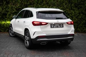 Mercedes-Benz GLA 200 2023, Trasmissione Automatica, Motore a Combustione Interna, Fari LED, Pneumatici R17, Potenza 120 kW (163 CV) - Product Image 4