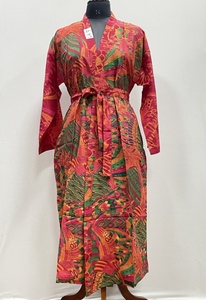 Kimono de Seda con Diseño de Sari Indio Vintage, Cuello en V, Suave y Térmico, para Playa o Fiesta, Hecho a Mano, para Mujer, con Logotipo Frontal, Ideal como Regalo - Product Image 2
