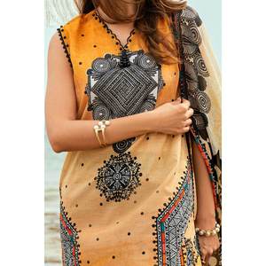 Conjunto de Traje de Tela Estampada de 3 Piezas en Color Beige Sin Costuras para Mujer - Product Image 2