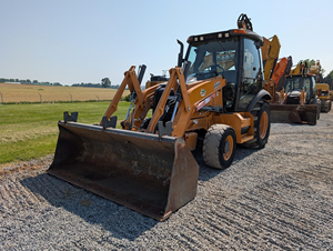 Retroexcavadora Usada en Muy Buen Estado CASE 580L/580SN en Venta - Product Image 4