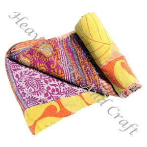 Kantha <b>Quilt</b> Gudari Kantha <b>Quilt</b> Gudari Hot Selling Wholesale Gold Supplier GD2169 Handmade Kantha <b>Quilt</b> Cotton Printed <b>Indian</b> - Product Image 2
