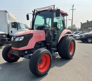 Tracteur Kubota M6040 4WD 2010-Tracteur utilitaire de taille moyenne fiable avec 4 roues motrices durables, puissance et polyvalence - Product Image 1