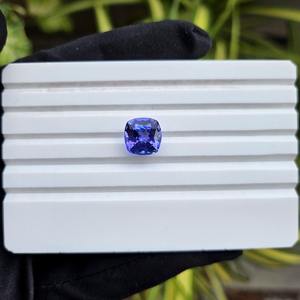 Pierre de Tanzanite Taillée en Coussin de 4,50 Carats, Gemme de Tanzanite AA, Pierre de Tanzanite Facettée Naturelle Propre aux Yeux pour la Fabrication de Bijoux - Product Image 3