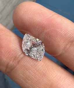 Diamante Suelto de Laboratorio de 1.50 CT, Corte EX, Grado VS, Color EF, Piedra Preciosa Ética para Compromiso, Acabado Pulido, Dureza 10/10, India - Product Image 3