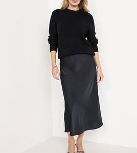 Sweat-shirt femme toutes saisons confortable, élégant et décontracté, idéal pour un usage quotidien - Product Image 3