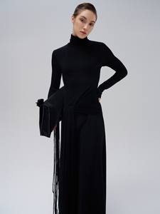 Vestidos de estilo minimalista para mujer, elegante vestido de cuello alto Meryl Kint, tejido de punto brillante, ropa de otoño Whiteant Vietnam - Product Image 4