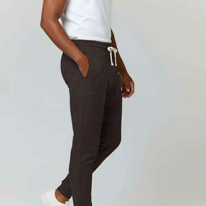 Pantalones para Hombre a Precio Razonable, Tela Premium, Corte Entallado, Estilo Casual Moderno, Adecuados para Colecciones de Moda Minorista - Product Image 3