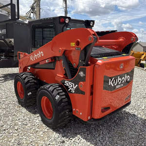 Chargeuse compacte Kubota SSV75 d'occasion, machine d'origine, prix avantageux pour la construction et l'agriculture, disponible en stock - Product Image 1