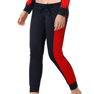 Best-seller Survêtement pour femme Survêtement femme au design unique, logo professionnel imprimé, qualité supérieure - Product Image 5