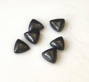 Vente en gros de cabochon à dos plat en hématite naturelle 3mm-40mm trillion pour la fabrication de bijoux en vrac à prix compétitif - Product Image 2