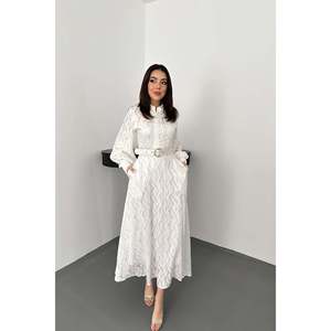 Vestido largo color crudo con detalle de cinturón - Ecru - Product Image 1