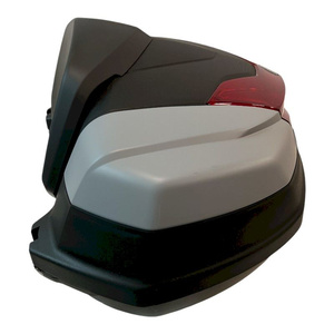 Baúl Superior Original Yamaha de 50L para Motocicleta, Caja Superior de Plástico con Cierres de Aleación, Paneles de Colores y Cojín Incluido - Product Image 5