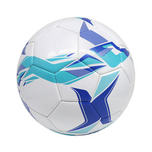 Ballon de football officiel taille 5 en cuir PU avec logo personnalisé, cousu à la machine, matériaux en caoutchouc TPU pour une performance accrue - Product Image 4